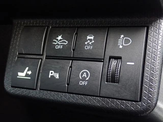 タント（ダイハツ）の車両写真