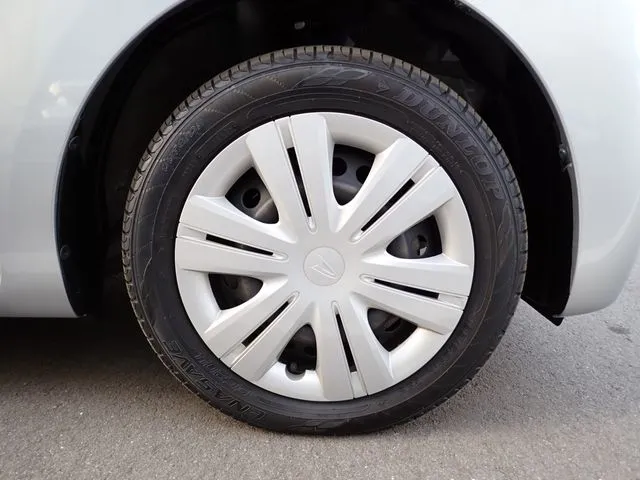 タント（ダイハツ）の車両写真