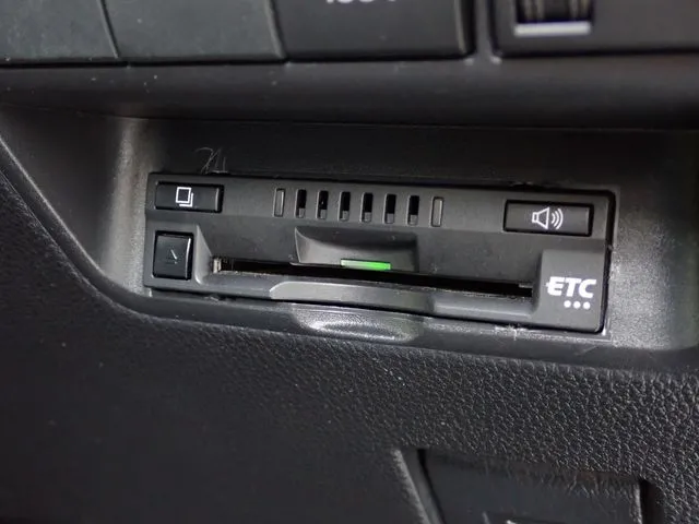 アクア（トヨタ）の車両写真