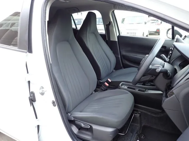 アクア（トヨタ）の車両写真