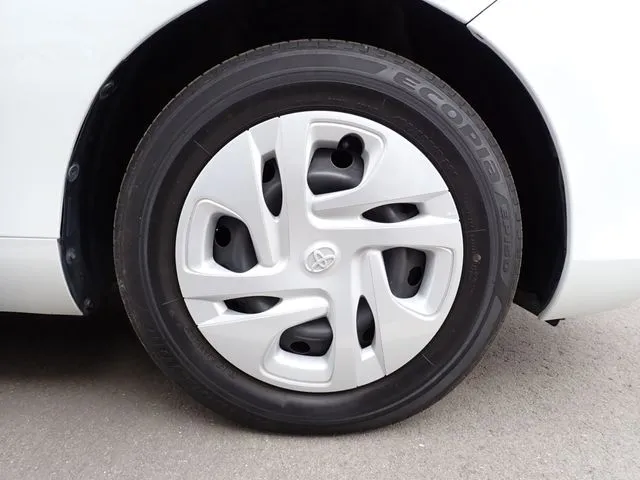 アクア（トヨタ）の車両写真
