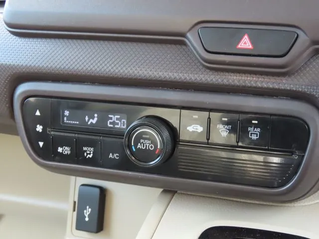 ホンダ　Ｎ　ＢＯＸ