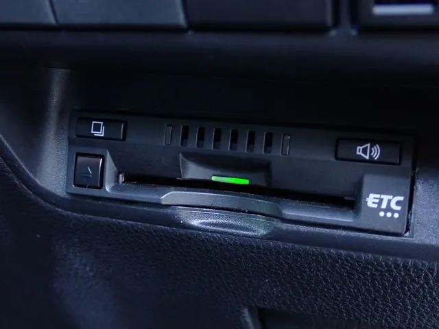 アクア（トヨタ）の車両写真