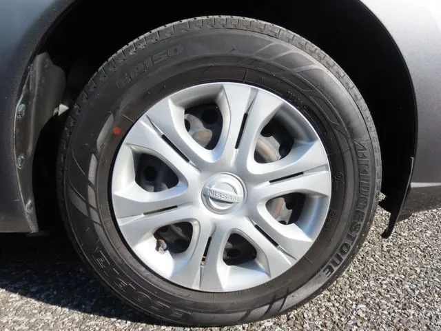 ニッサン　ノート