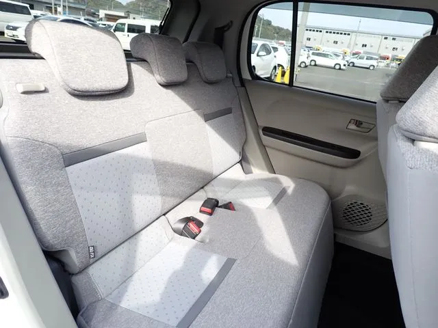 ブーン（ダイハツ）の車両写真