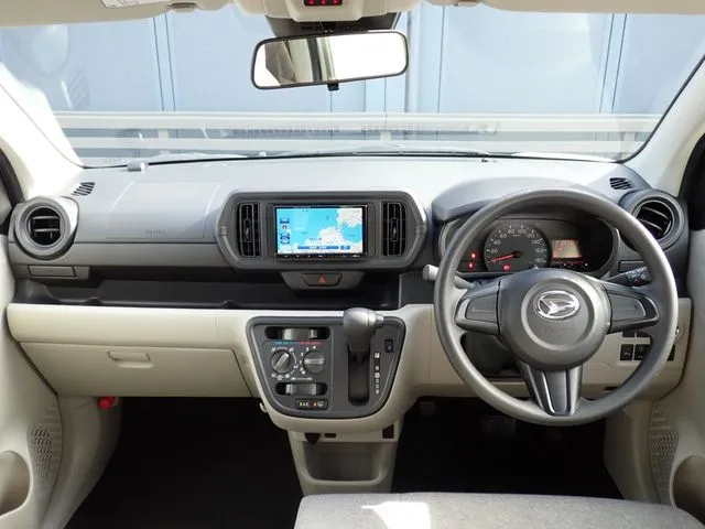 ブーン（ダイハツ）の車両写真