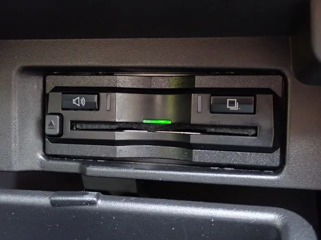 セレナ　Ｓハイブリッド（ニッサン）の車両写真