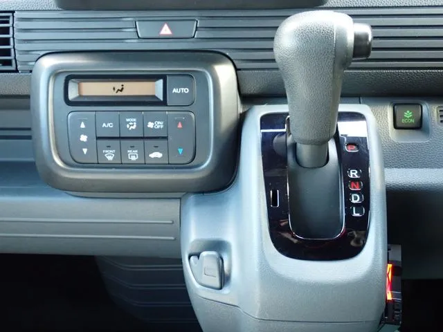 Ｎ－ＶＡＮ（ホンダ）の車両写真