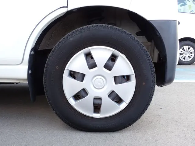 ハイゼットカーゴ（ダイハツ）の車両写真