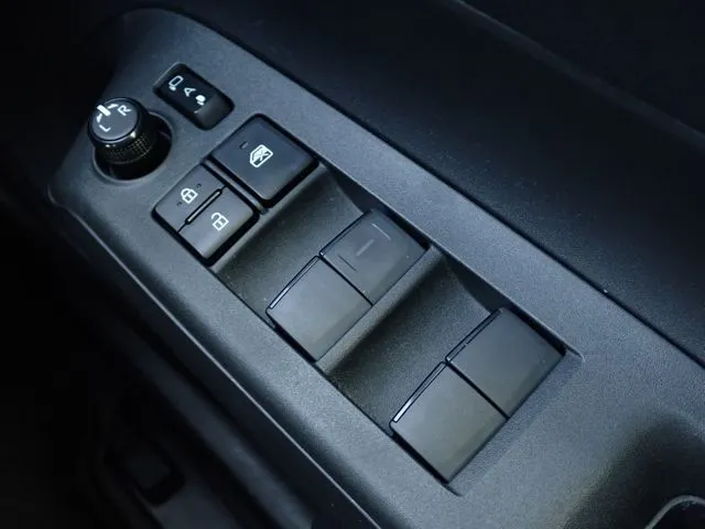 トヨタ　アクア