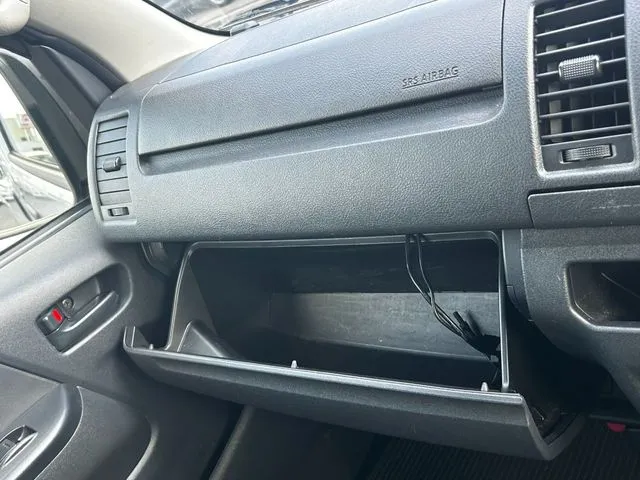 トヨタ　ハイエースバン　１．２５ｔ　２ＷＤ