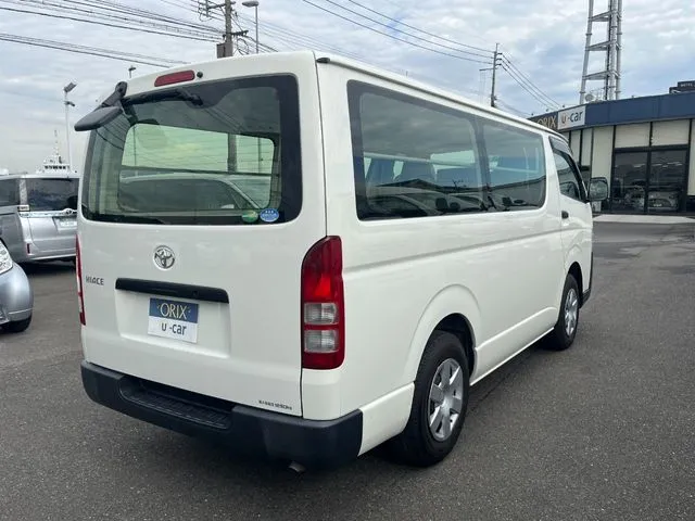 トヨタ ハイエースバン 1.25t 2WD
