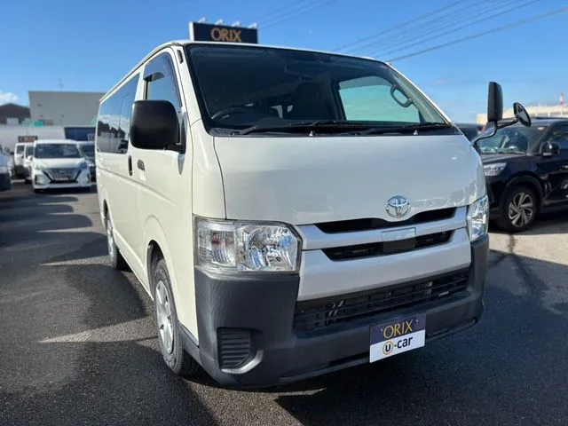 トヨタ　ハイエースバン　１．２５ｔ　２ＷＤ