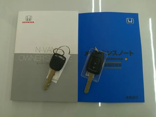 ホンダ　Ｎ－ＶＡＮ　４ＷＤ