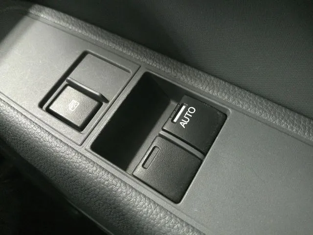 ホンダ　Ｎ－ＶＡＮ　４ＷＤ