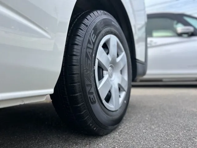 トヨタ　ハイエースバン　１．２５ｔ　２ＷＤ