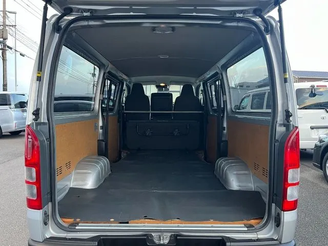 トヨタ　ハイエースバン　１．２５ｔ　２ＷＤ