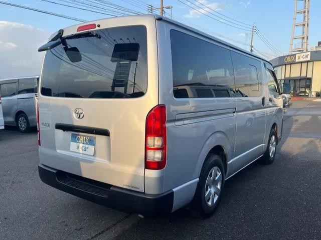 トヨタ　ハイエースバン　１．２５ｔ　２ＷＤ