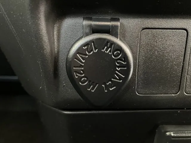 トール(ダイハツ)の車両写真