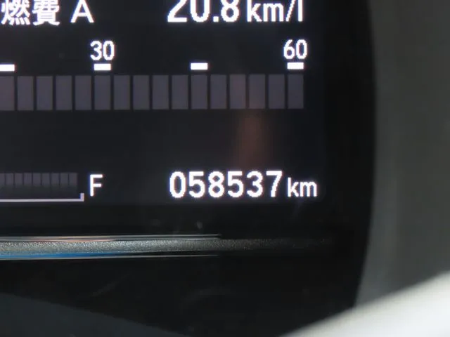 ホンダ　シャトル　ハイブリッド　４ＷＤ