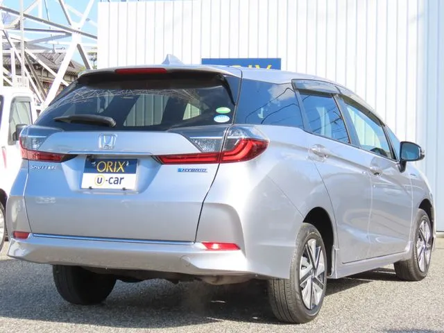ホンダ　シャトル　ハイブリッド　４ＷＤ