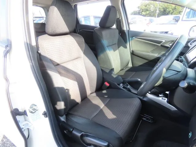 ホンダ フィット ハイブリッド