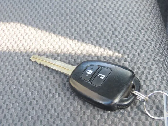 ハイエースバン　４ＷＤ（トヨタ）の車両写真