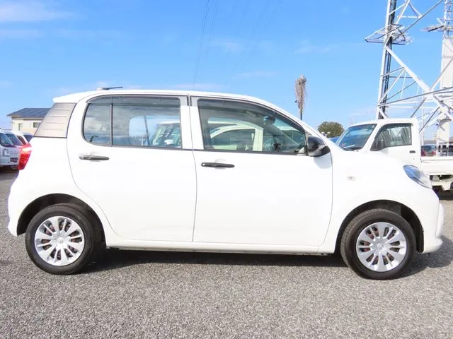 トヨタ　パッソ