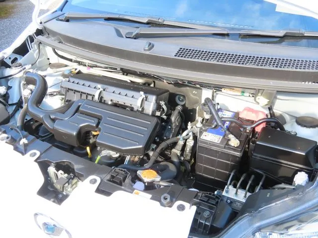 ダイハツ　ミラ　イース