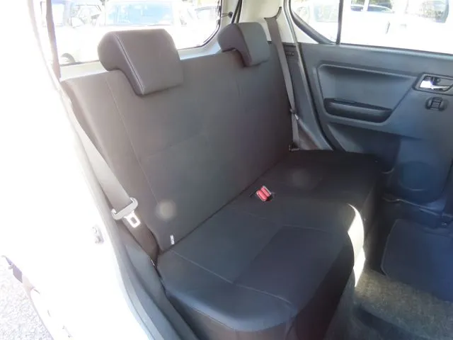 ダイハツ　ミラ　イース