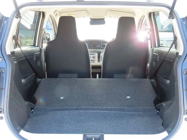 ダイハツ　ミラ　イース