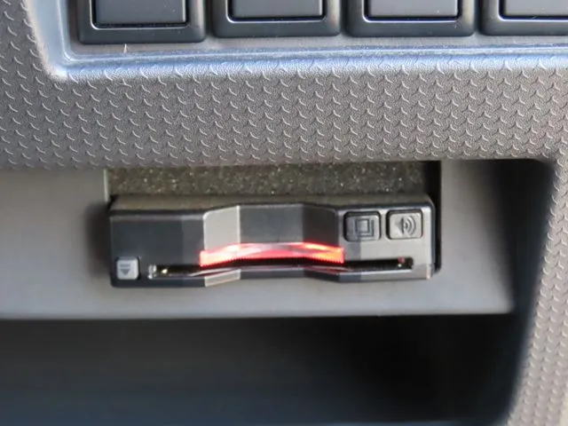 スズキ　ハスラー