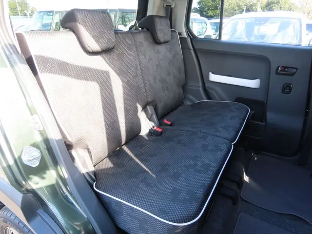 スズキ　ハスラー