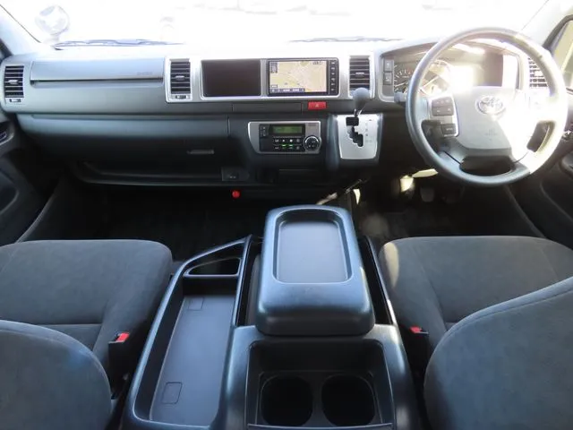 ハイエースワゴン（トヨタ）の車両写真