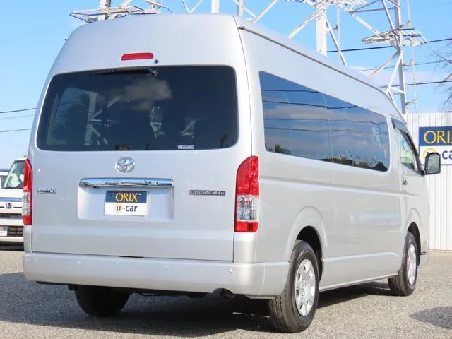 ハイエースワゴン（トヨタ）の車両写真