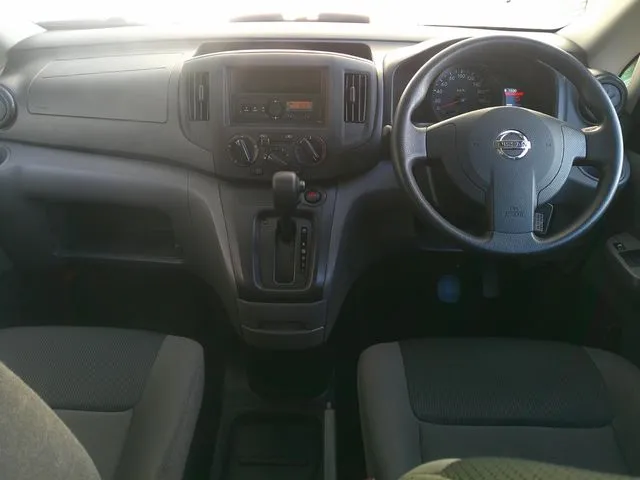 ニッサン　ＮＶ２００バネットバン　４ＷＤ