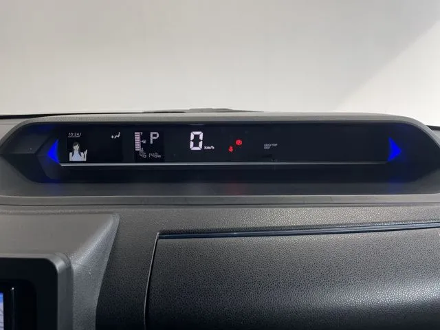 タント　カスタム（ダイハツ）の車両写真