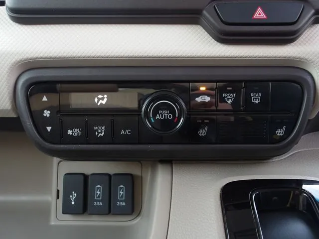 ホンダ　Ｎ　ＢＯＸ