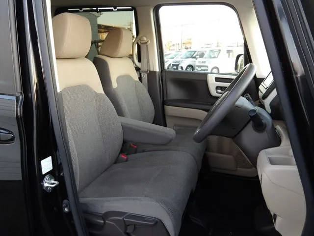 ホンダ　Ｎ　ＢＯＸ