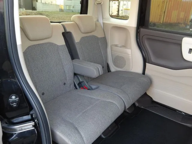 ホンダ　Ｎ　ＢＯＸ