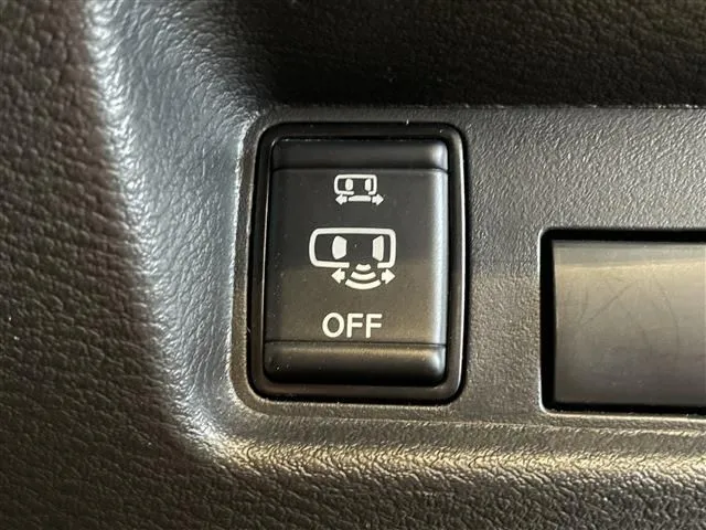 ルークス(ニッサン)の車両写真