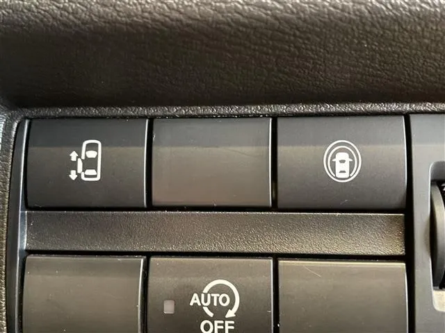 ルークス(ニッサン)の車両写真