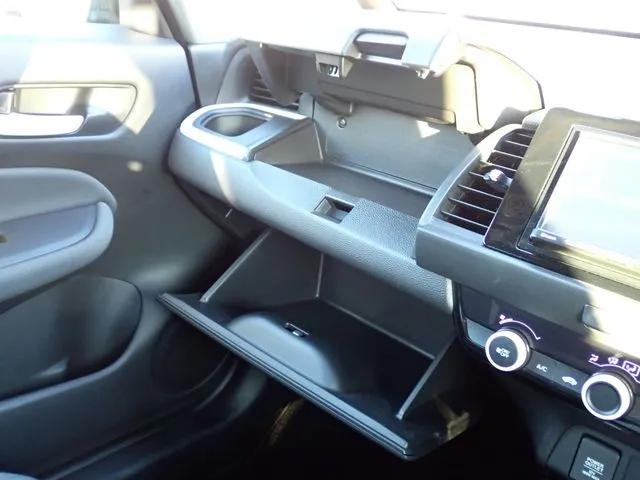 ホンダ フィット e:HEV