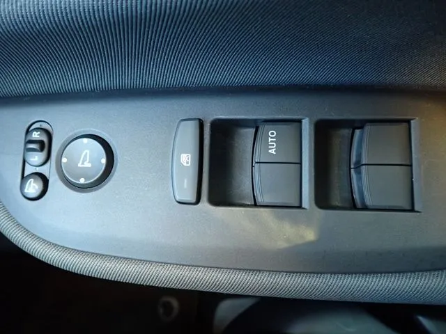 ホンダ フィット e:HEV