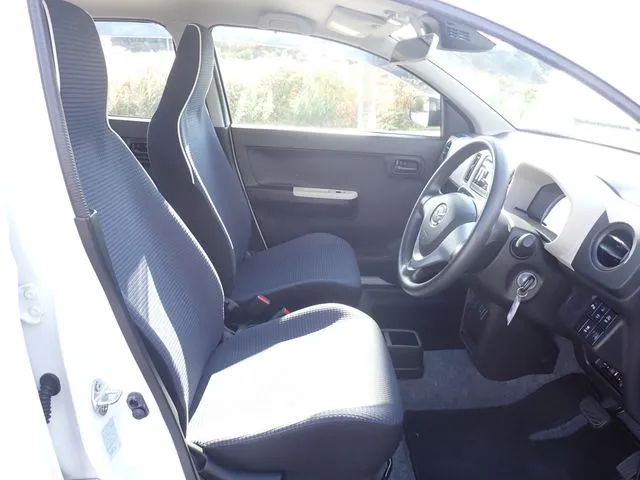 キャロル（マツダ）の車両写真