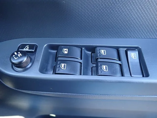 ダイハツ ミラ イース