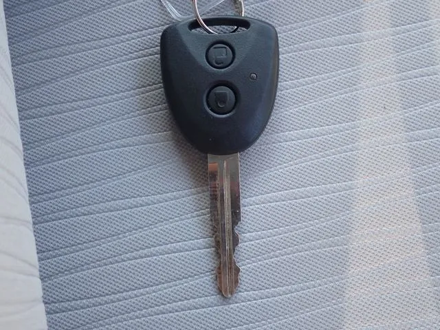 ダイハツ ミラ イース