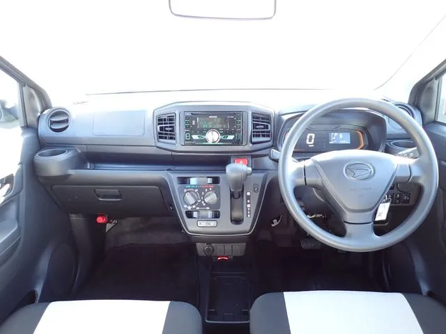 ダイハツ ミラ イース