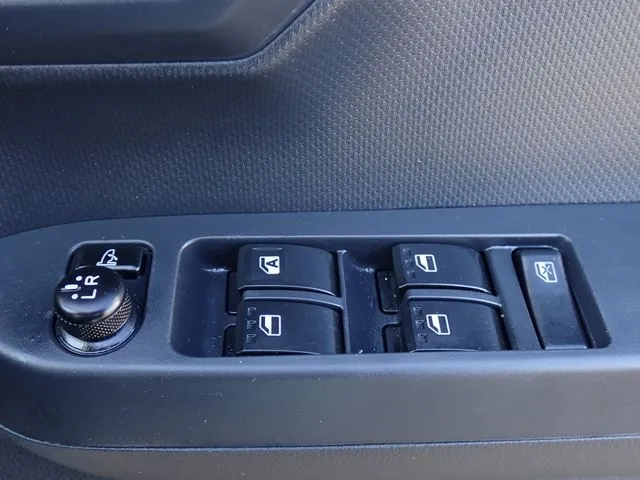 ダイハツ ミラ イース