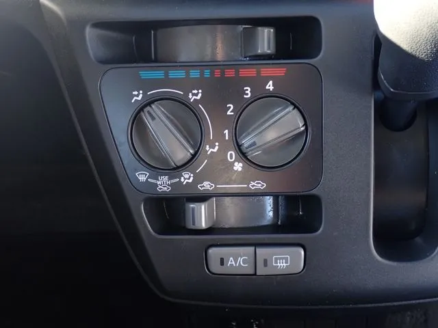 ダイハツ ミラ イース